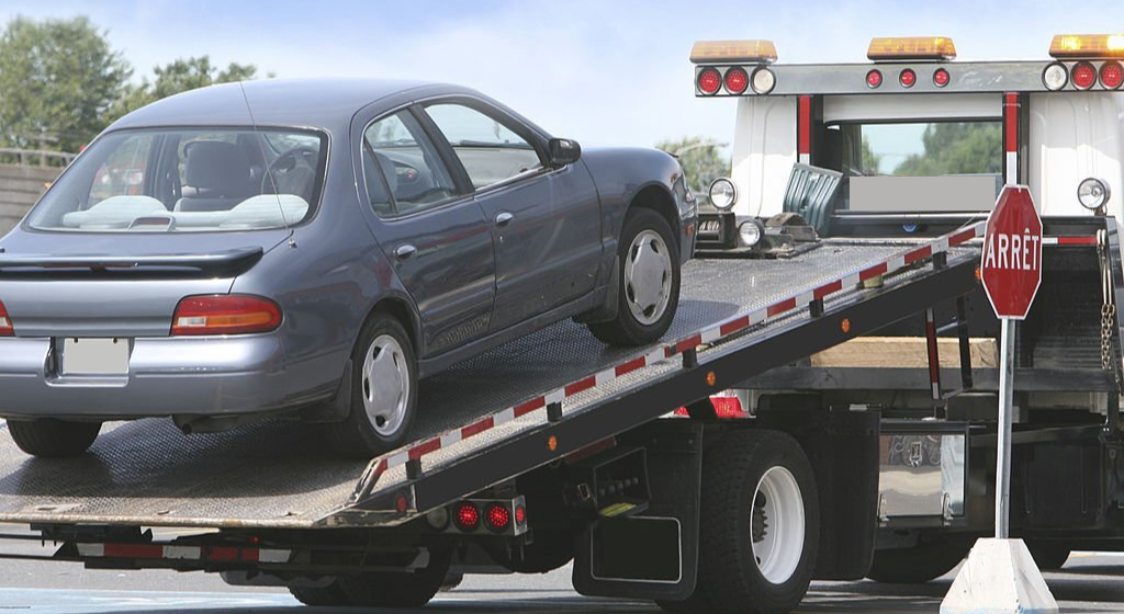 Old Car Removal Melbourne VIC 3004 - Get Top Cash For Your Scrap Vehicle