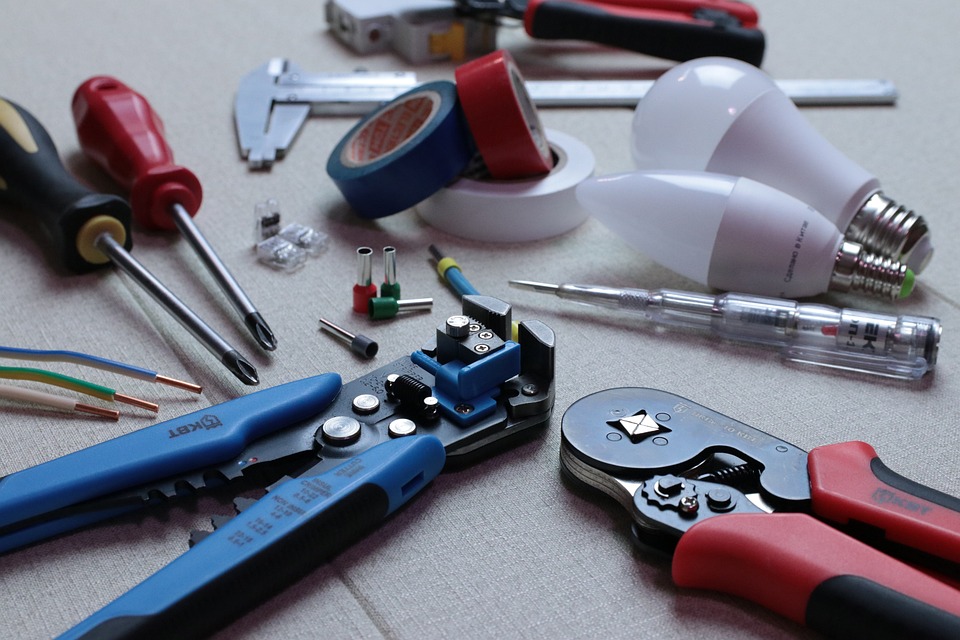 How to find the best and certified electrician?