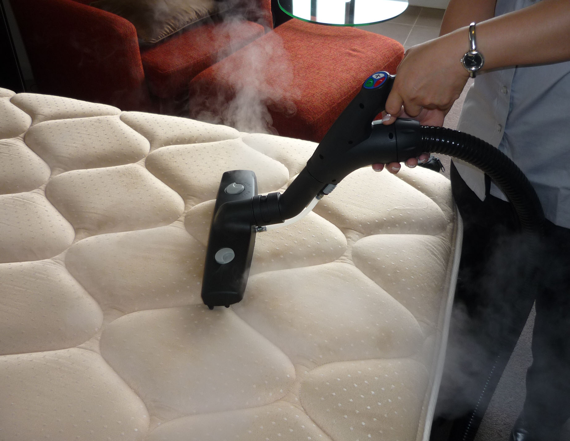 Which is the Correct Method For Vacuuming Your Mattress?