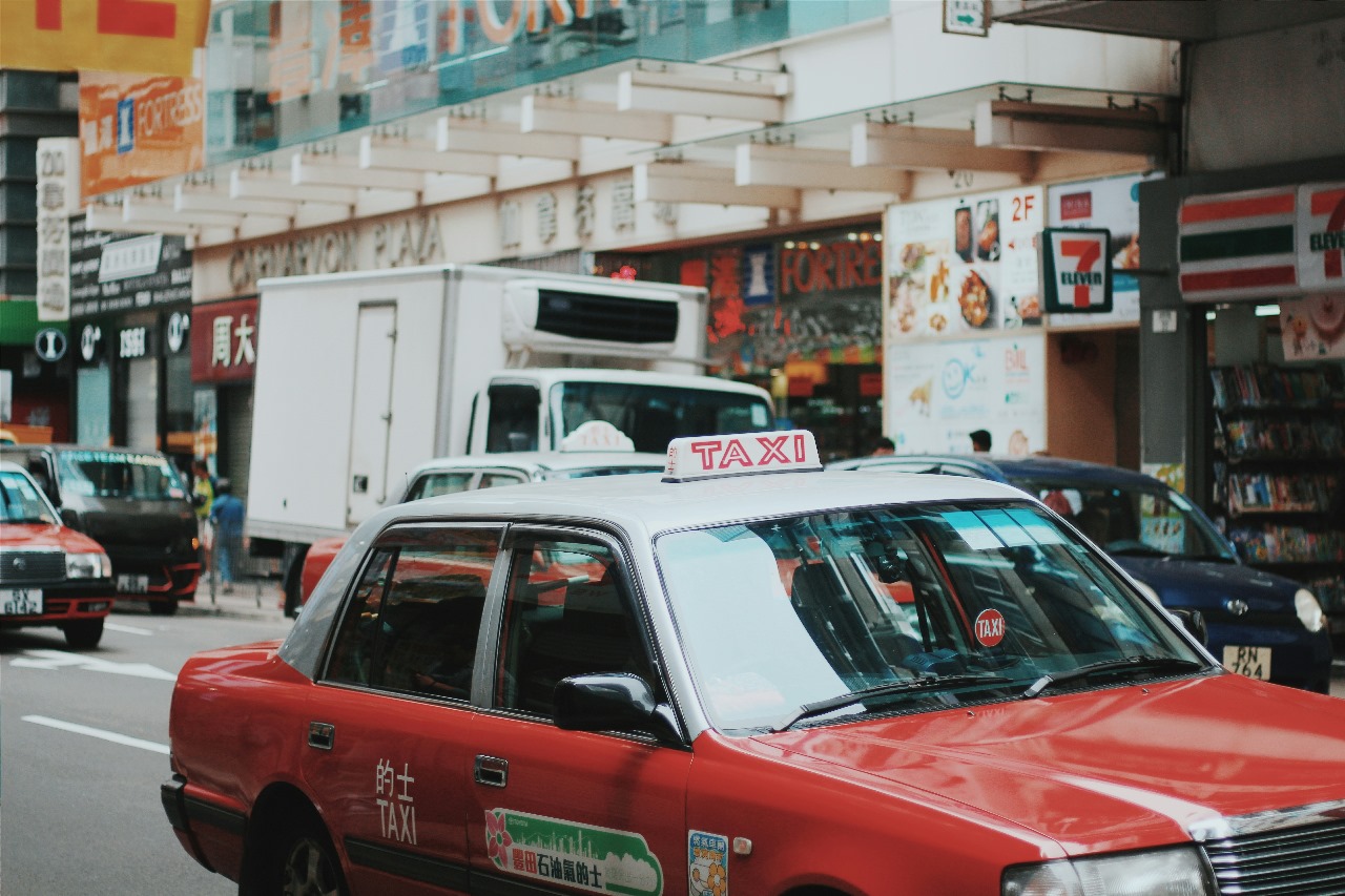 Exploring Melbourne: A Traveler's Guide and Taxi Tips