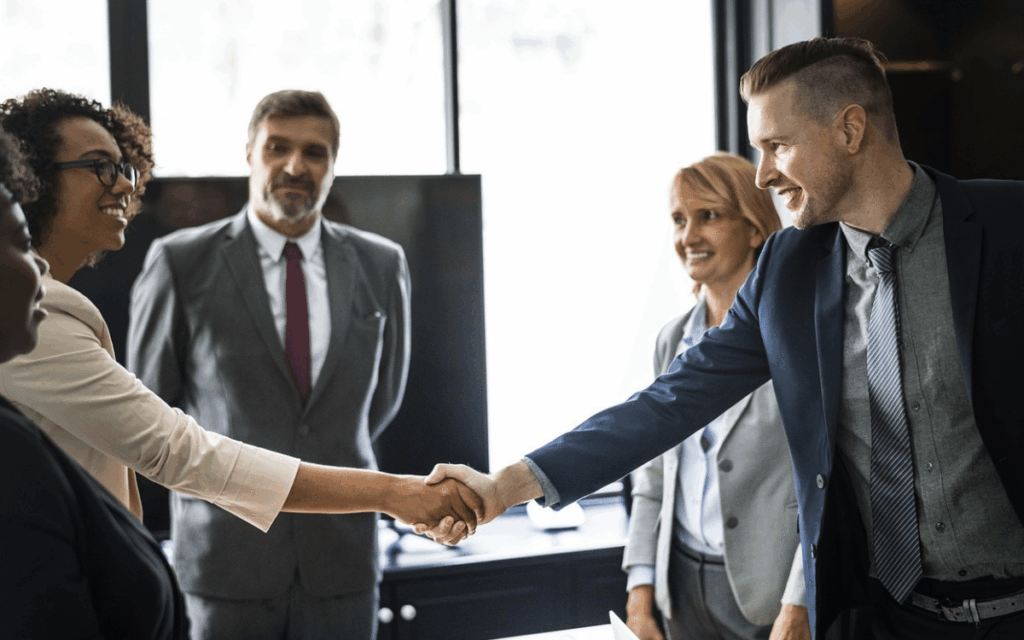 How Business Consultants in Dubai Help You Succeed Faster