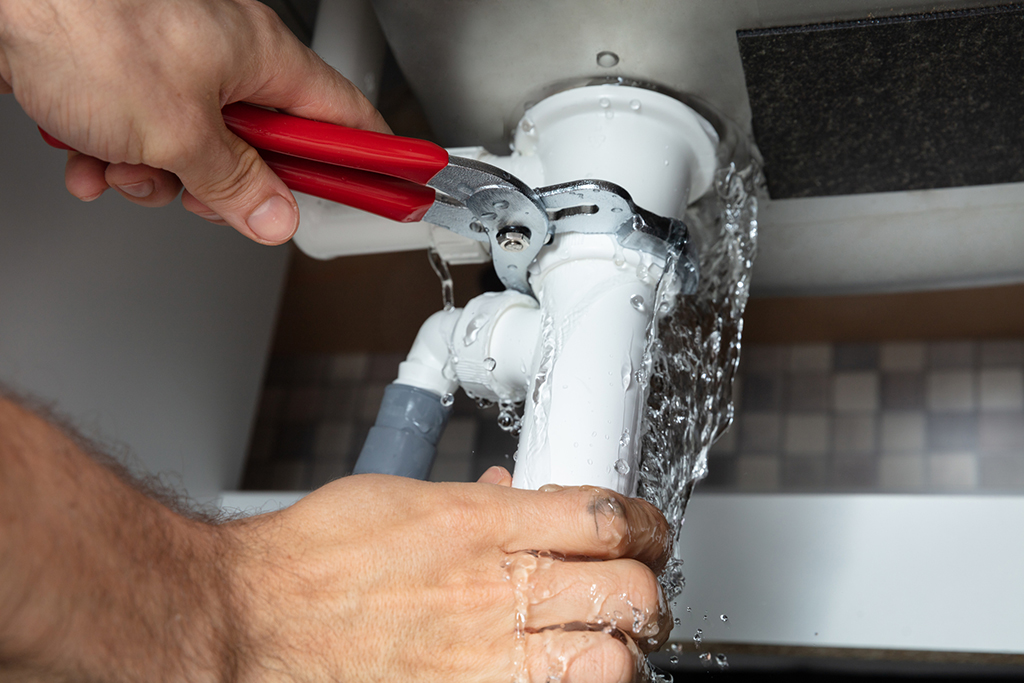 Why To Prefer Calling A Plumber Over Self-Repair?